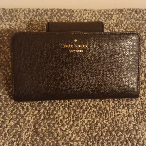 kate spade Handbags - Kate spade slim bifold wallet Darcy black leather